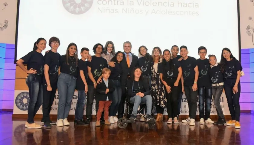 El Presidente Duque hizo un llamado a la sociedad colombiana en su conjunto, para erradicar la violencia contra niños, niñas y adolescentes.