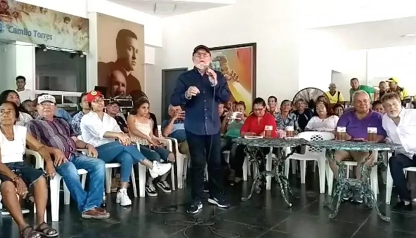 Bernardo Hoyos Montoya, durante su intervención del domingo.