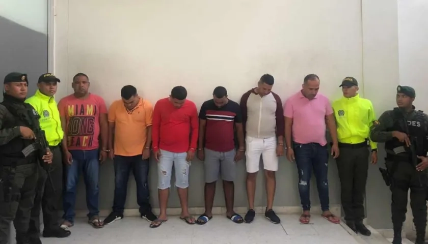 Estos son los 6 capturados por el asalto a una casa en San José.