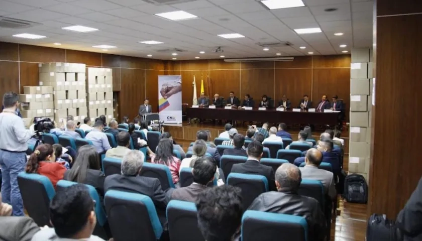 Audiencia del CNE para decidir las revocatorias.