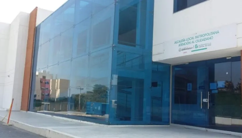 La Oficina del Tránsito queda dentro de la Alcaldía Local Metropolitana.