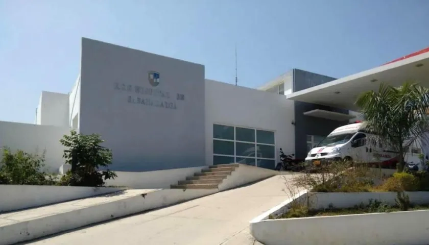 La bebita se encuentra en la UCI del Hospital de Sabanalarga.