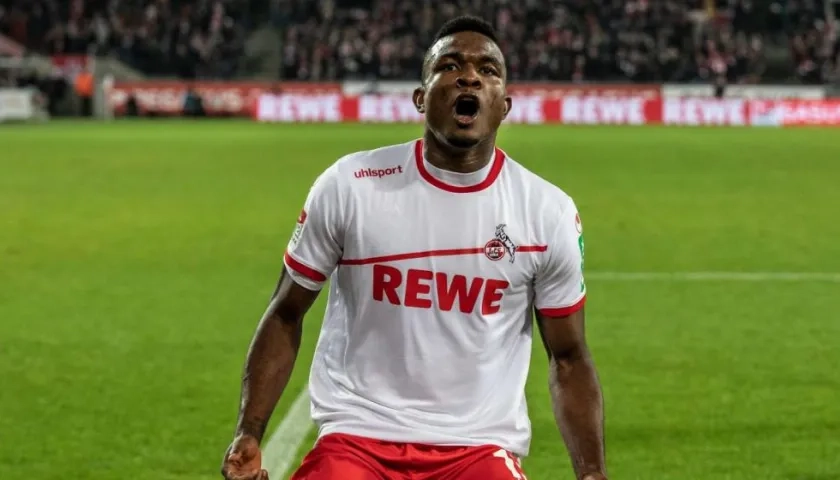 Jhon Córdoba, delantero colombiano. 