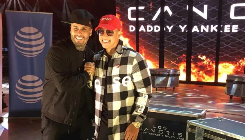 Los cantantes de reguetón Nicky Jam y Daddy Yankee.
