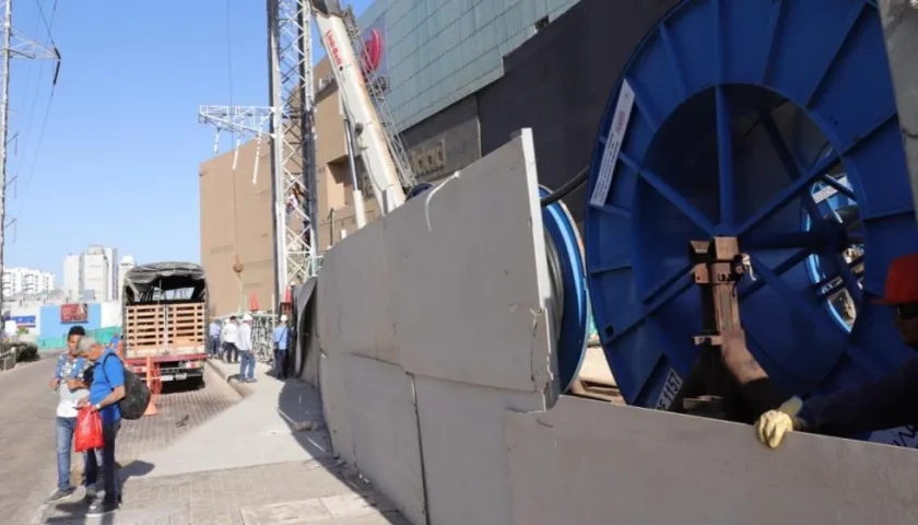 Las láminas del cerramiento en las obras entre Mallplaza y Buenavista 2.