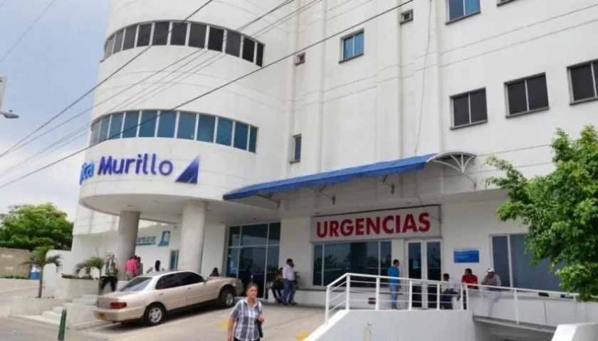 En la Clínica Murillo es atendida la mujer lesionada.