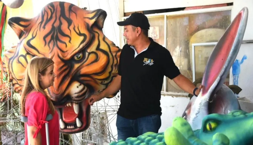 La Gobernadora Elsa Noguera con el maestro Hernando Arteta.