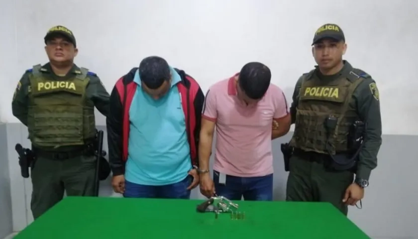 Los dos hombres fueron conducidos a la URI de la Fiscalía.