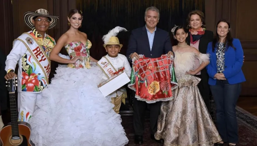 Reina del Carnaval y Rey Momo nombran al Presidente Duque, ‘Gran Caporal’