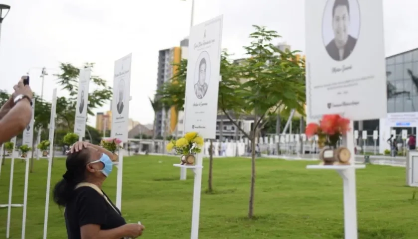 Homenaje itinerante a personal de la salud fallecido durante la pandemia