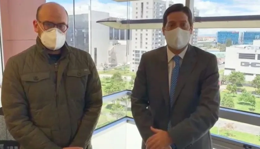 El presidente de la ANI, Manuel Felipe Gutiérrez, y el senador Mauricio Gómez Amín.