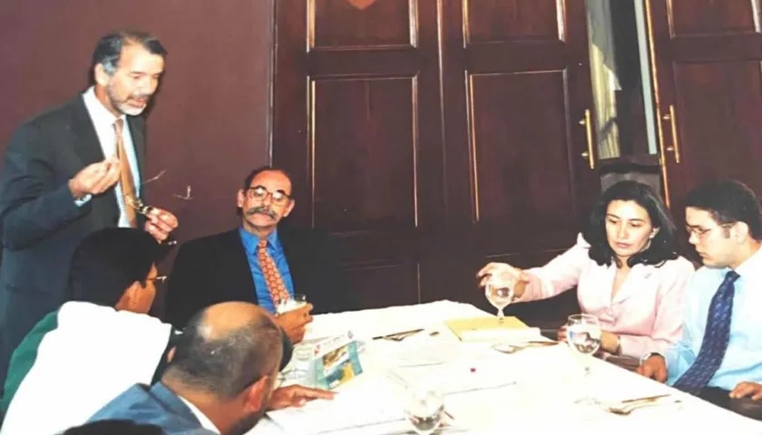 Eduardo Verano y Horacio Serpa, en sus condiciones de gobernadores de Atlántico y Santander, respectivamente.