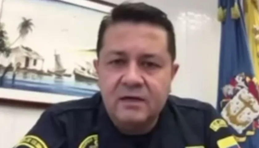 El Capitán de navío Norman Cabrera Martínez