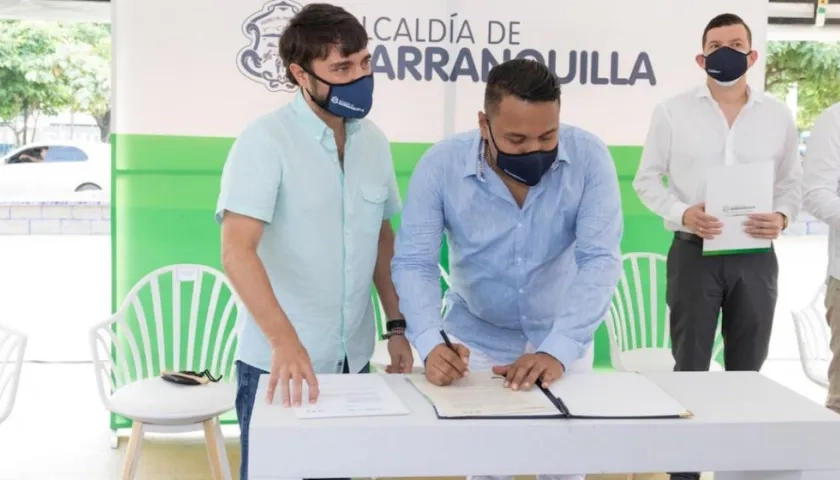 Mauricio Rosales Colpas, tomando posesión de la Localidad Suroriente.