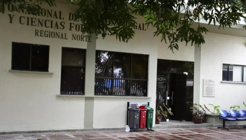 El cuerpo de la víctima fue trasladado a Medicina Legal. 