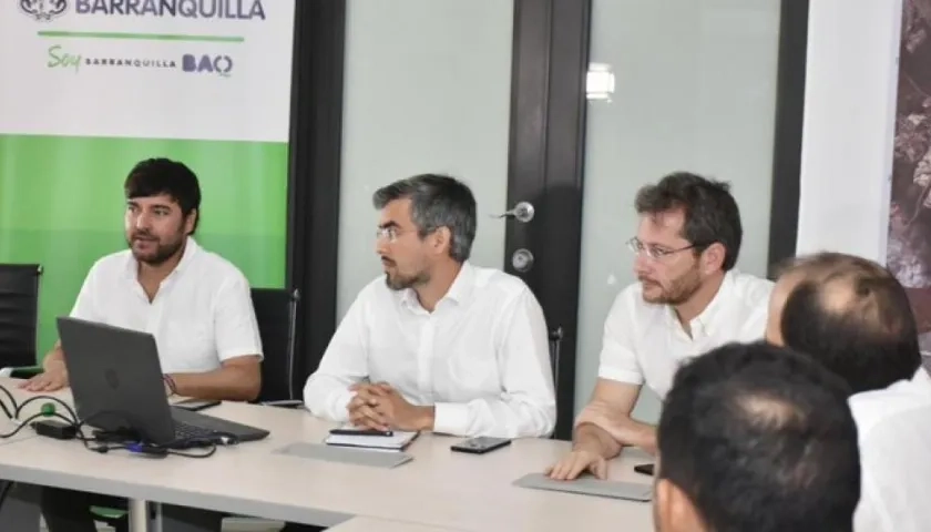 El Alcalde Jaime Pumarejo y directivos del Grupo Ortiz.