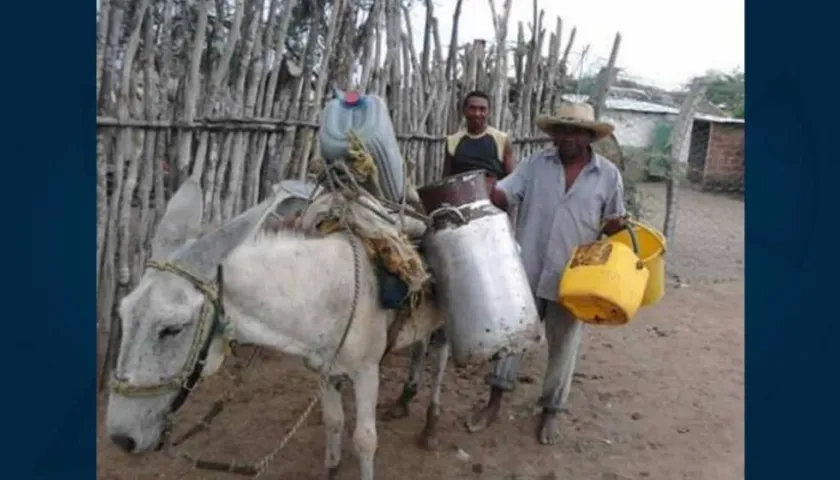 El transporte de agua desde el río Magdalena.