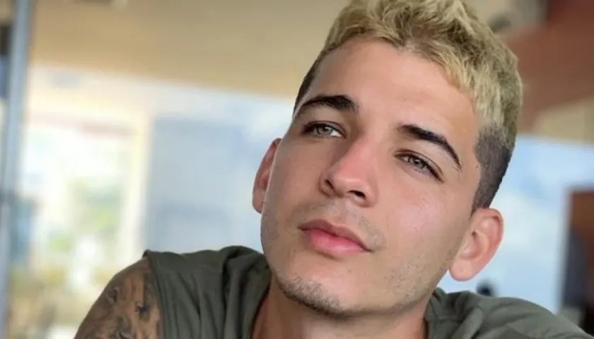 El fallecido cantante Legarda.