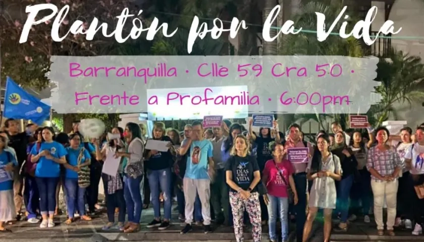 Las organizaciones protestan por el caso de aborto practicado por Profamilia a una mujer con un embarazo de 7 meses de gestación. 