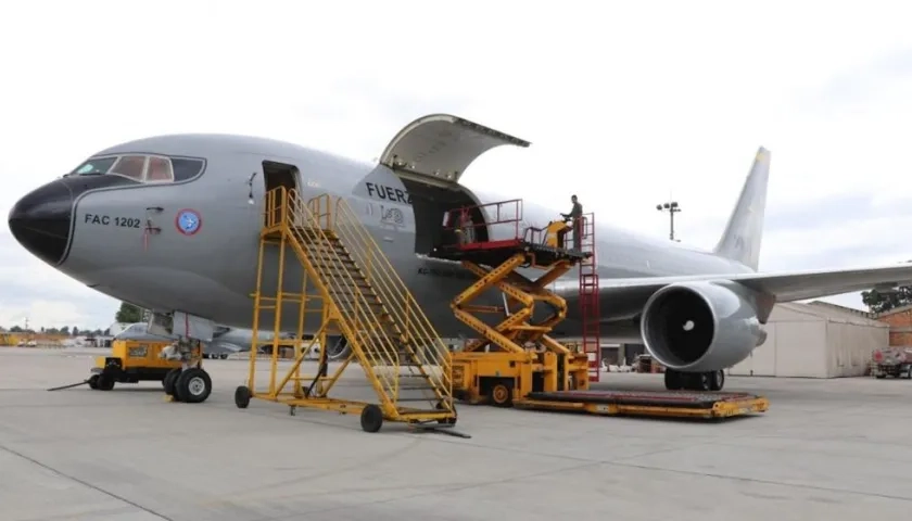 Un avión Júpiter 767, de matrícula FAC-1202, de la Fuerza Aérea Colombiana (FAC).