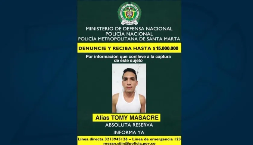 Afiche de la Policía Nacional ofreciendo la recompensa.