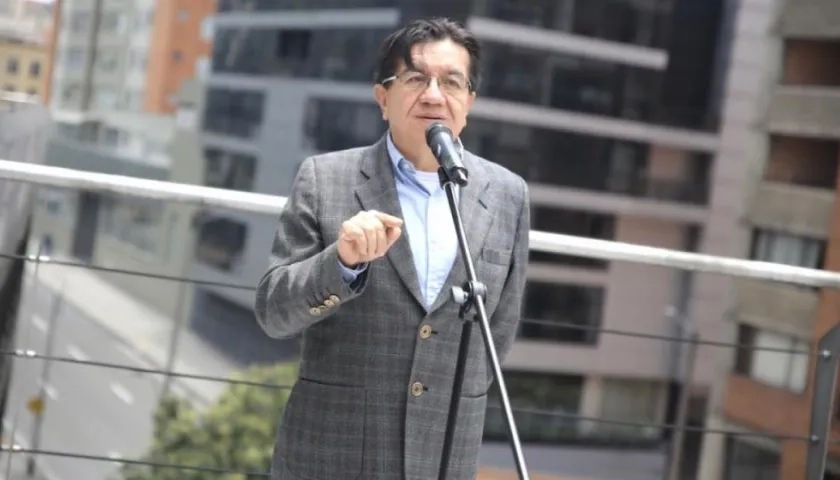 El Ministro de Salud, Fernando Ruiz.