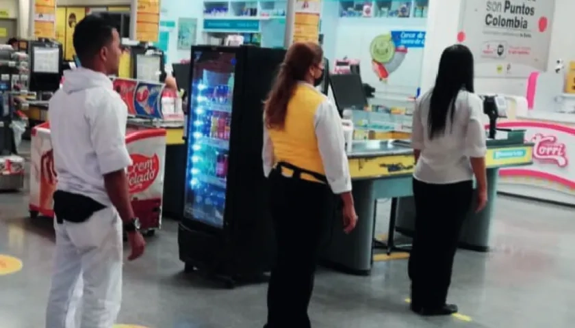 Se mantiene horario especial para adultos mayores, mujeres embarazadas y personas con discapacidad. 