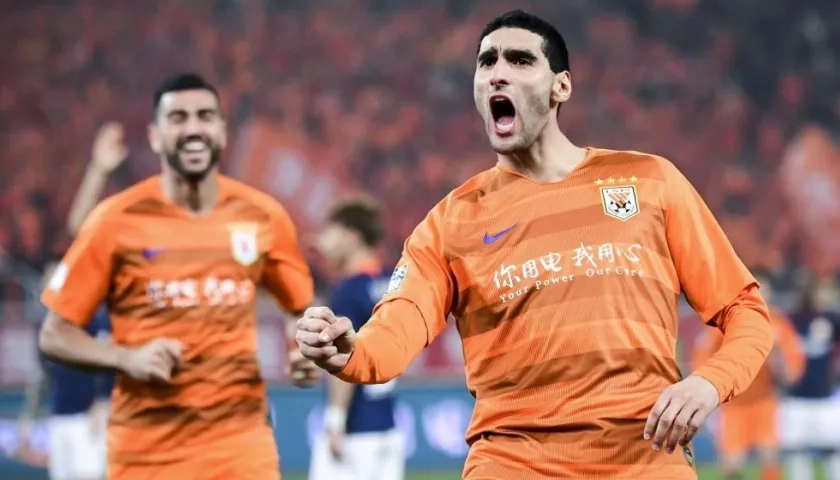 Marouane Fellaini celebra un gol. 