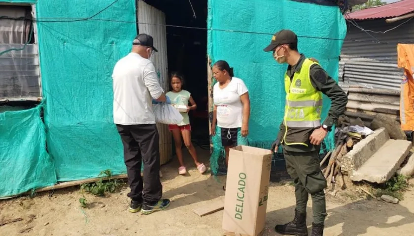 Entrega de ayudas en Usiacurí.