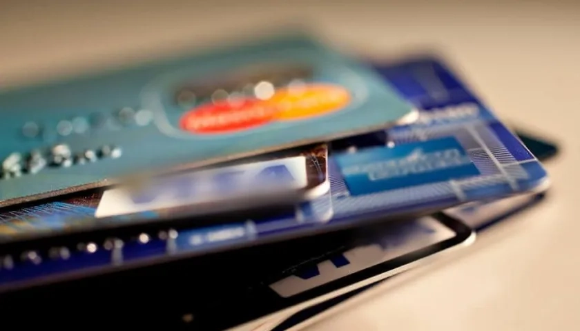 A través de los call center, los bancos han ofrecido reducciones a tasas de interés.