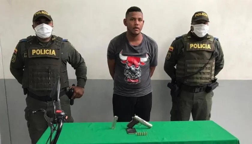 El capturado fue conducido a la URI de la Fiscalía.