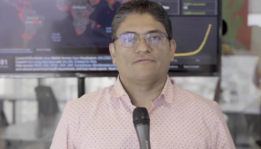 El secretario de Salud, Humberto Mendoza.