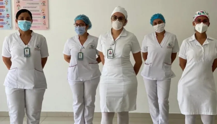 Yurith Becerra, Angie López, Daniela Avendaño, Liseth Camargo, Daniela Pacheco, enfermeras.