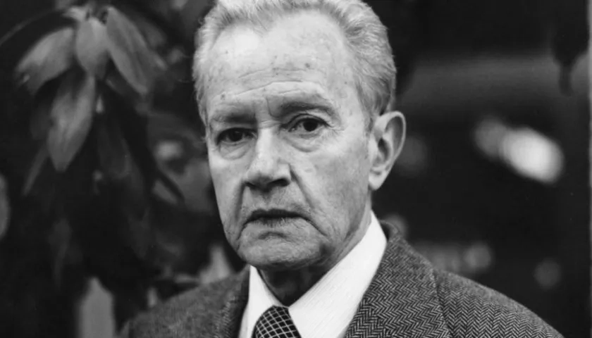 Juan Rulfo, guionista, fotógrafo y autor de "El llano en llamas" (1953) y "Pedro Páramo" (1955).