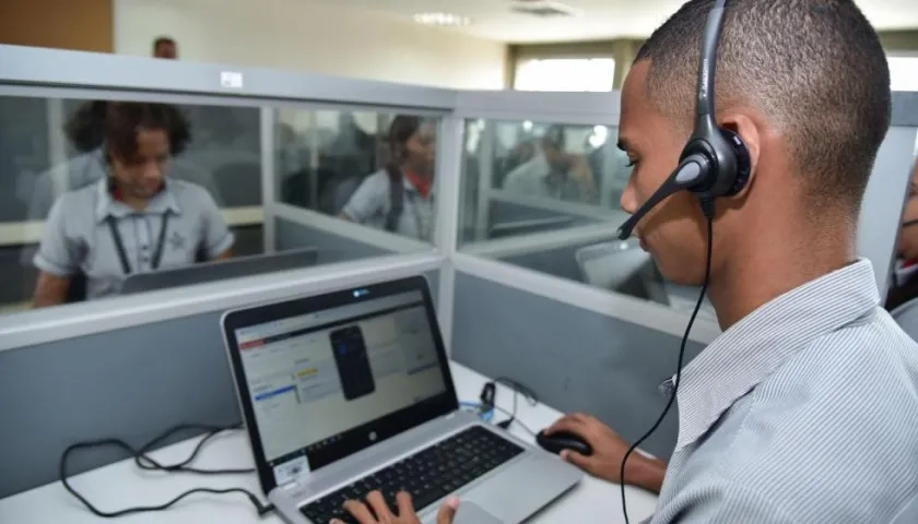 La oferta que será de manera virtual, se da ante la reapertura escalonada de diversos sectores económicos.