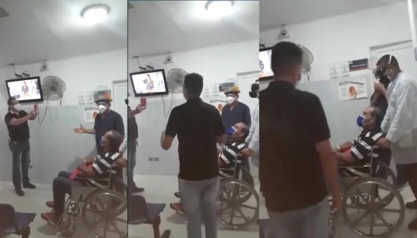 Salida de Manfredo Mendoza de la Clínica Los Almendros.