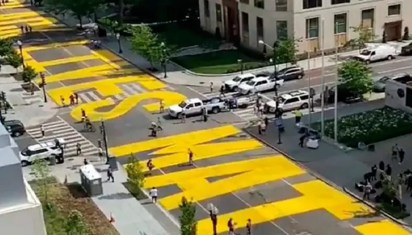 Calle "Black Lives Matter" ("Las vidas negras importan"), en Washington.