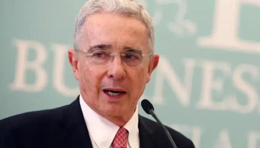 Álvaro Uribe Vélez, senador y expresidente de Colombia.