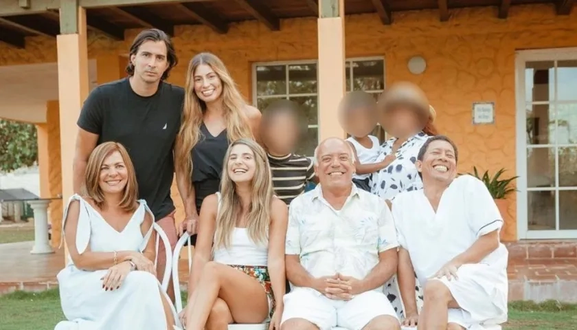 La reina, su hermano, exreina y sus padres.