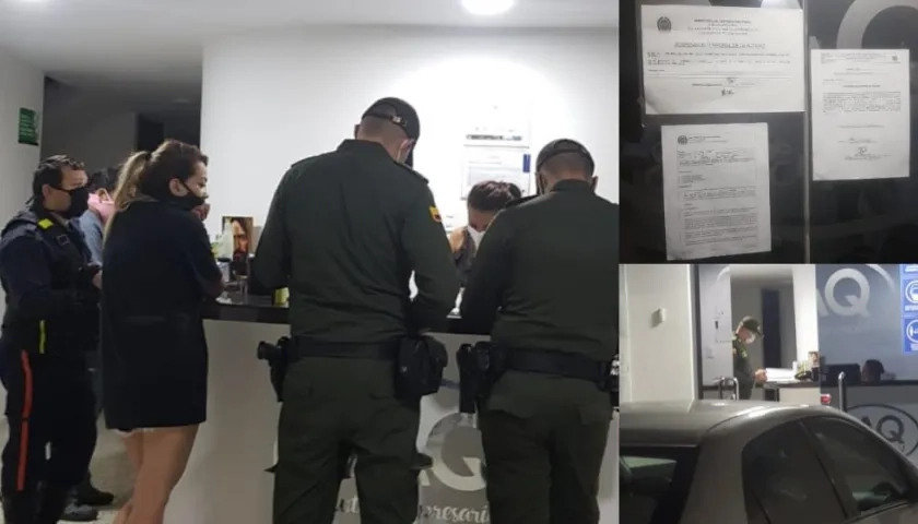 Momento en el que cierran el lugar y colocan el comparendo.