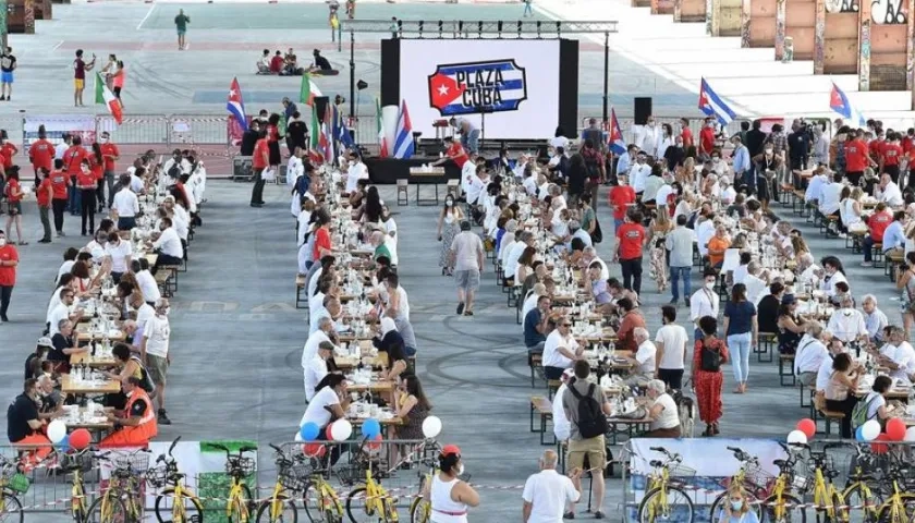 Agasajo a médicos cubanos en Turín.