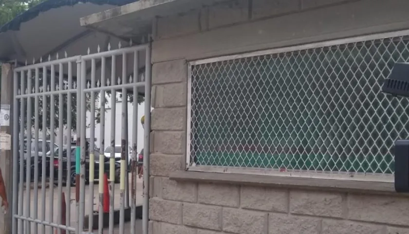 Ambos heridos fueron llevados a la Clínica Adela de Char de Soledad.