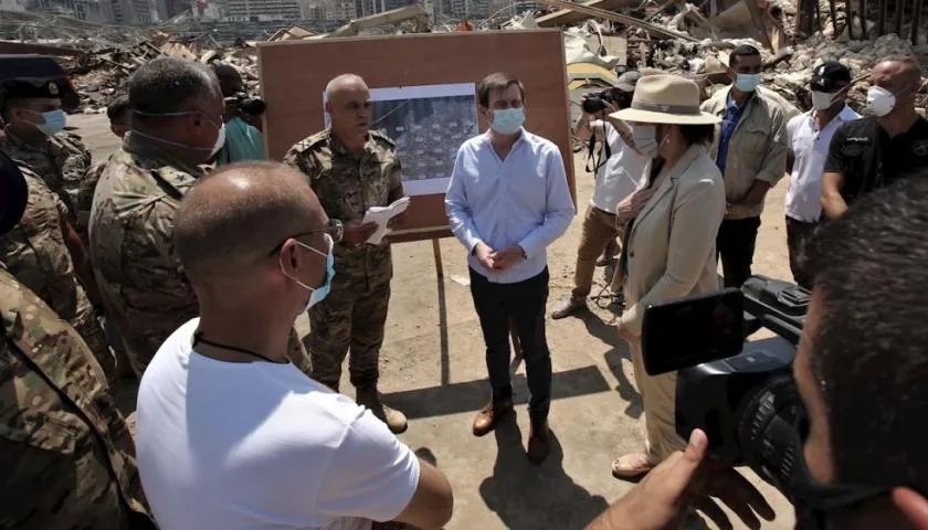 Visita del FBI al puerto de Beirut.