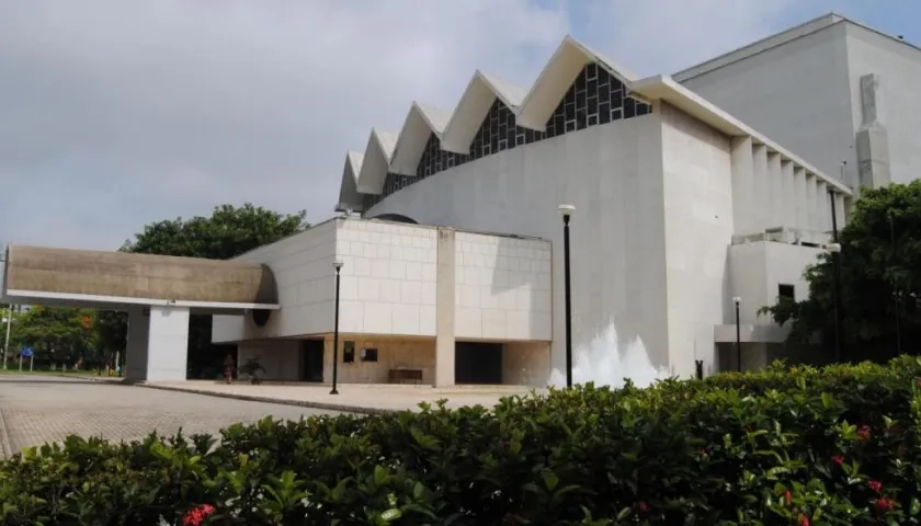 Teatro Amira de la Rosa.