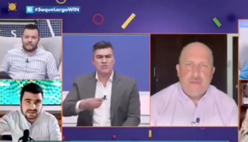 Momento del debate en Saque Largo.