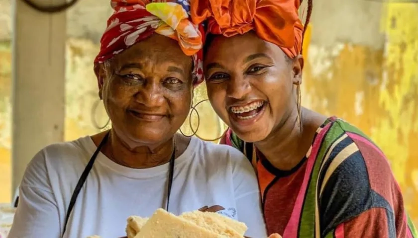 La dupla de abuela- nieta, de Miriam Cabarcas y Mayra Miranda.