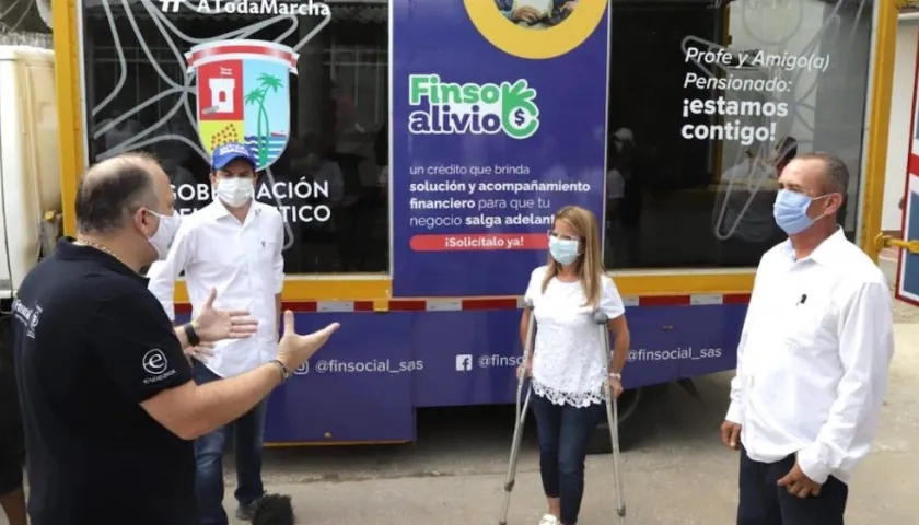 La Gobernadora Elsa Noguera presidiendo la ceremonia.