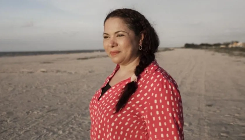  Mayerlin Vergara Pérez, fotografiada en la playa de Riohacha, La Guajira, Colombia. 