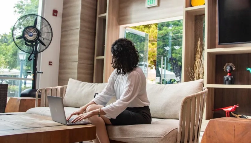 La idea de este concepto es convertir los hoteles en unos espacios de trabajo con todas las comodidades de las vacaciones.     