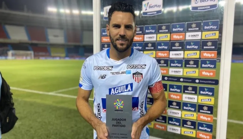 Sebastián Viera, figura del partido con el golazo definitivo.